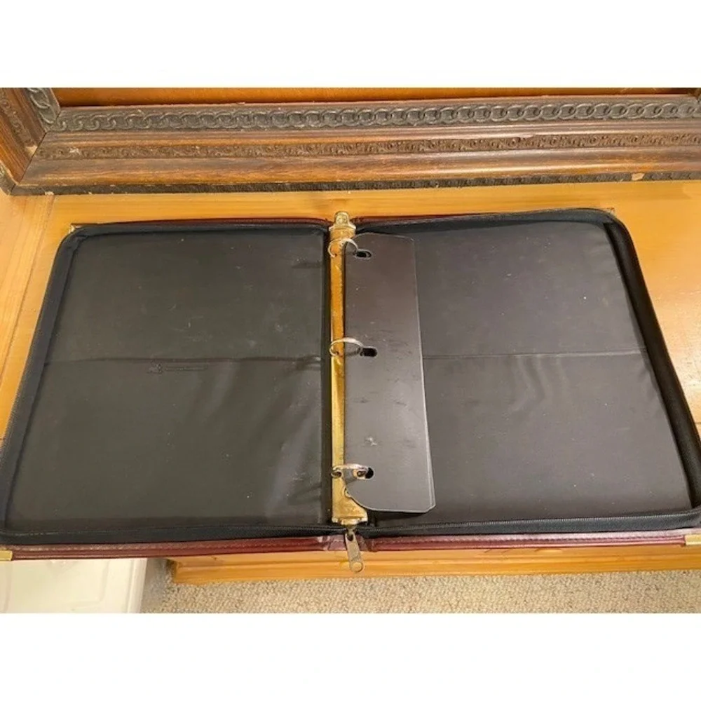 Vintage Hazel Burgundy Leather Zippered 3 Ring Binder Portfolio Brass Corners